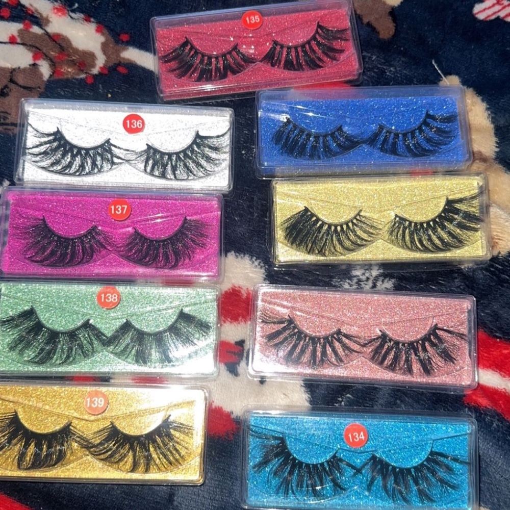 EYELASHES  6$ each or. Buy 5 get 1 free for every 5 pairs you buy✨😍8D & 3D 🦋
